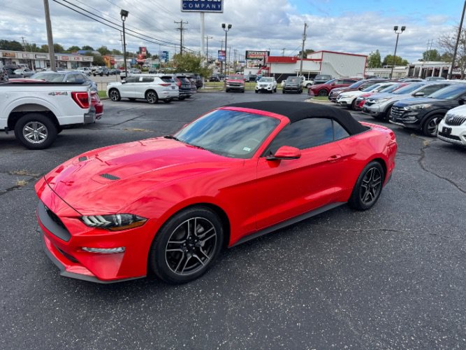 Used 2018 Ford Mustang Premium w/ Equipment Group 201A RWD image 23