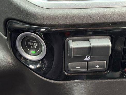 Used 2022 Chevrolet Silverado 1500 LTZ image 19