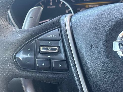 Used 2017 Nissan Maxima SR FWD image 20