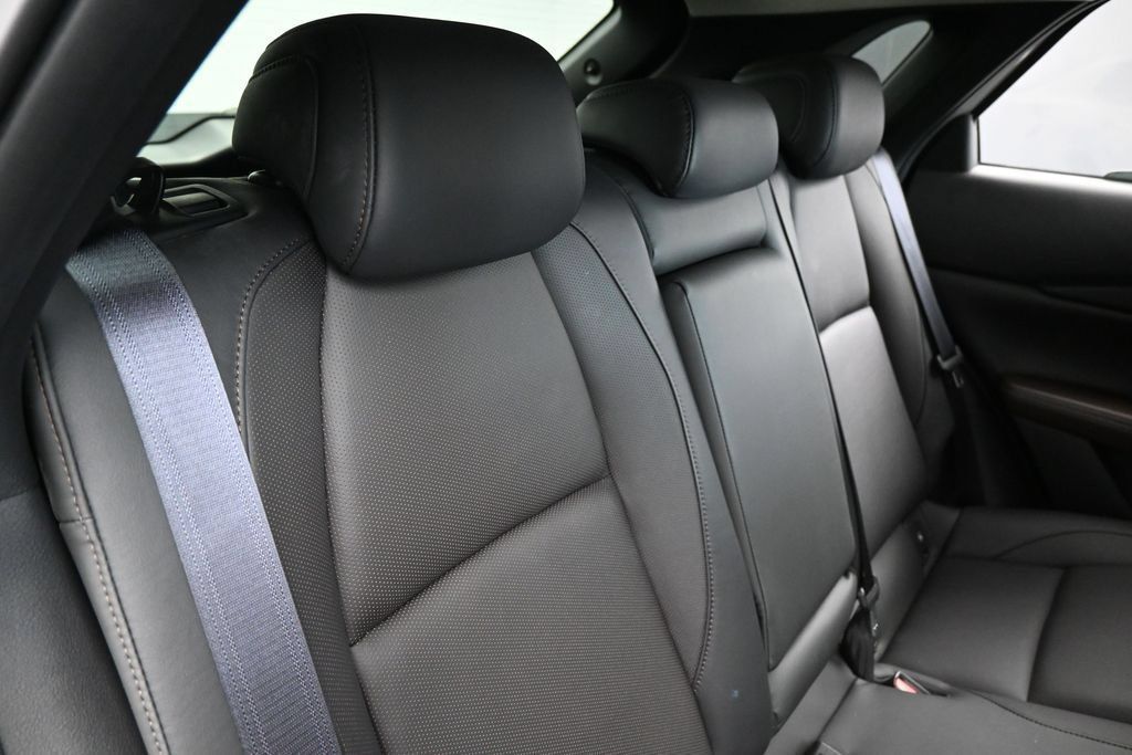 Used 2023 MAZDA CX-30 AWD 2.5 S w/ Premium Package image 38