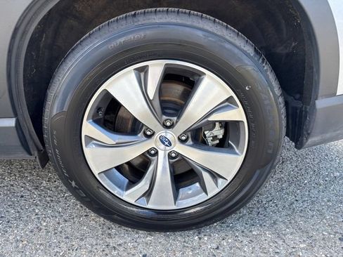 Certified 2025 Subaru Ascent Premium AWD/4WD image 26