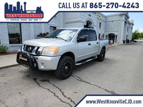 Used 2010 Nissan Titan SE w/ SE Value Truck Pkg image 1