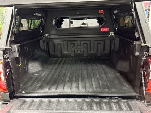 Used 2025 Ford Ranger Raptor AWD/4WD image 25