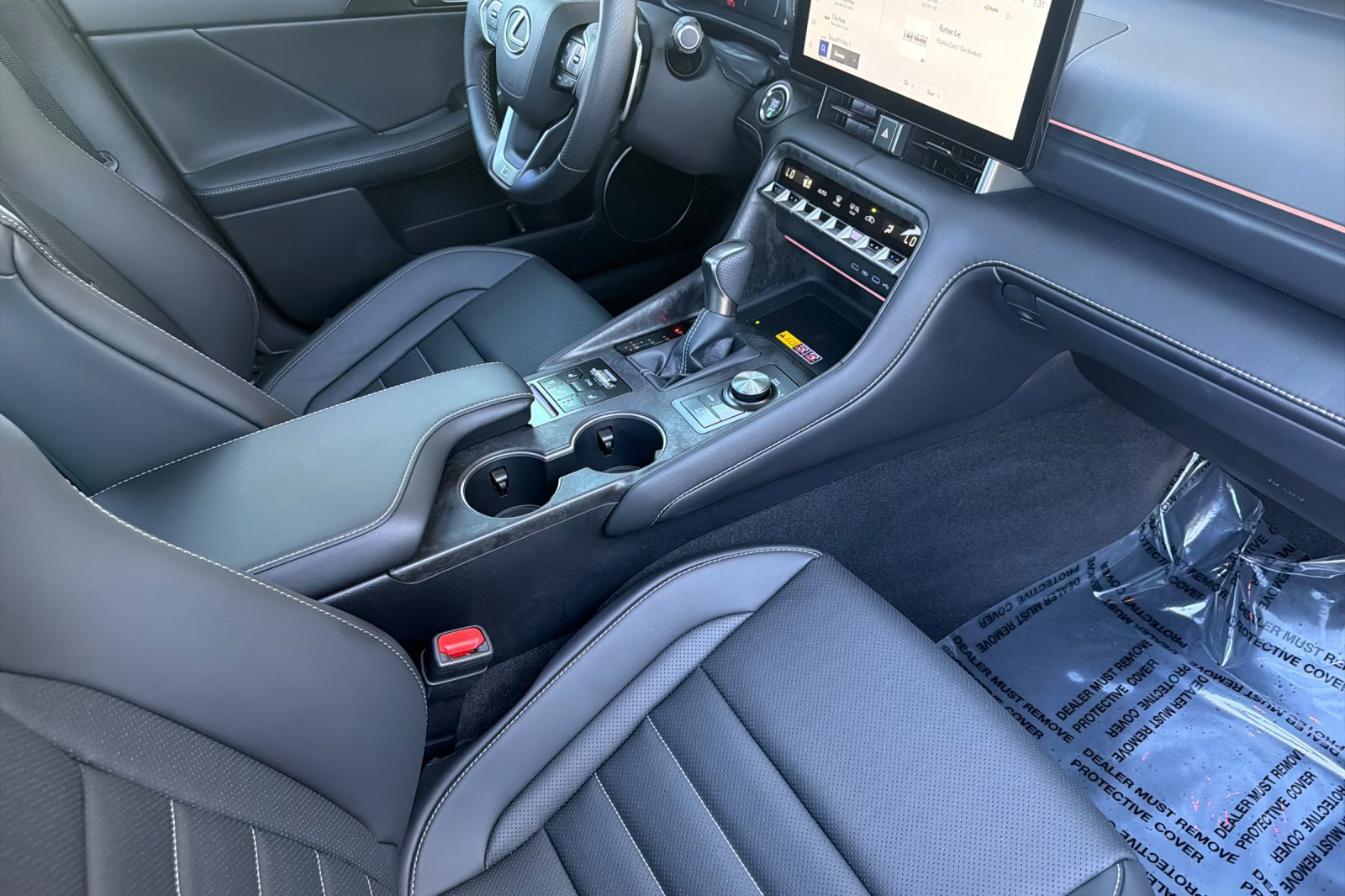 Used 2026 Lexus IS 350 F Sport w/ Accessory Package Z1 RWD image 19