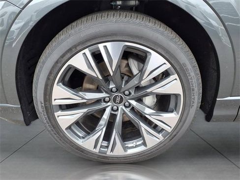 New 2026 Audi Q8 Premium Plus image 5