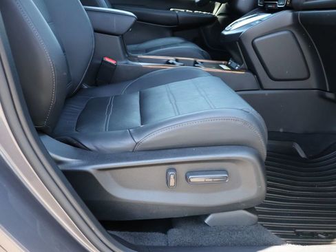 Certified 2021 Honda CR-V Touring image 10