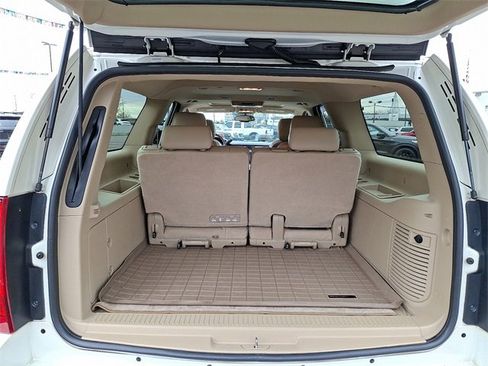 Used 2011 Chevrolet Suburban LTZ image 29