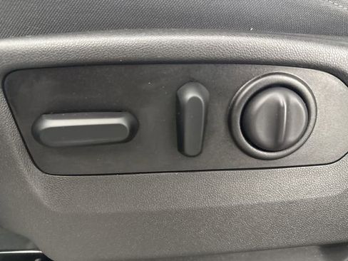 Used 2020 Chevrolet Silverado 1500 LT w/ All-Star Edition image 18