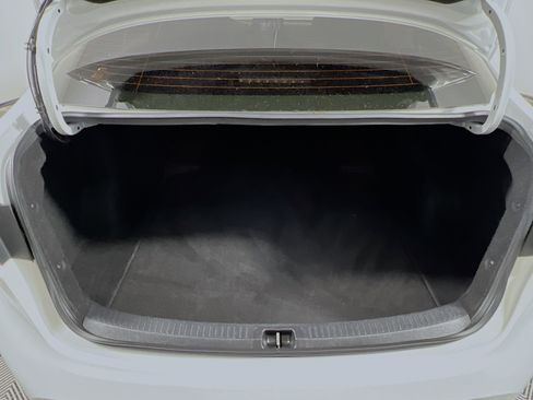 Used 2022 Toyota Corolla SE FWD image 34