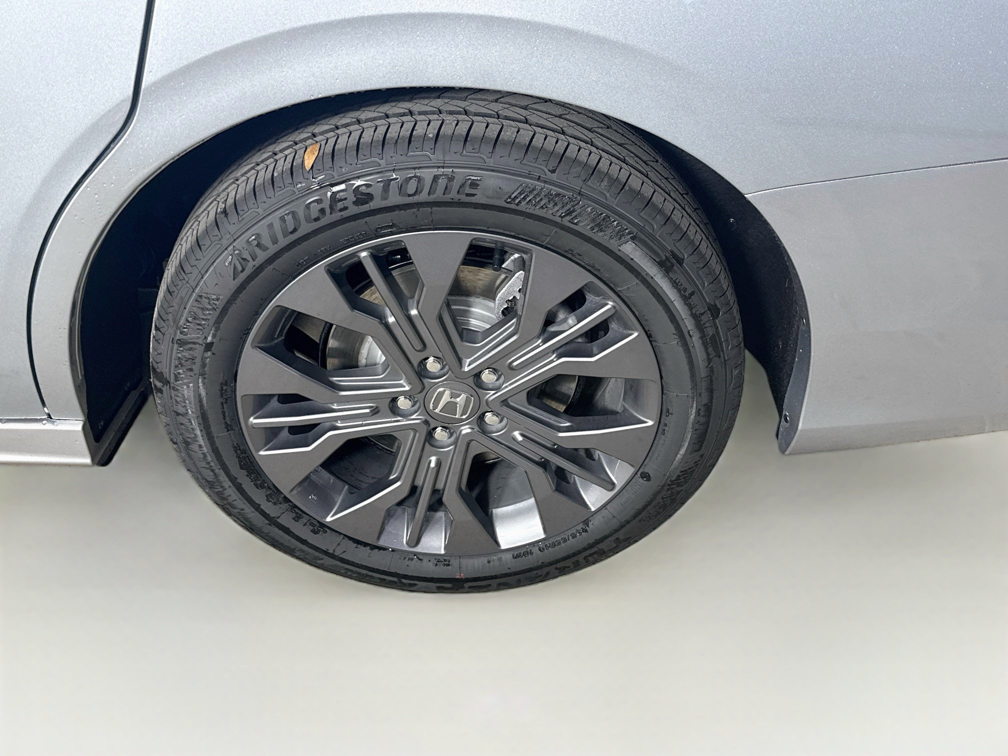 New 2027 Honda Odyssey Touring image 41