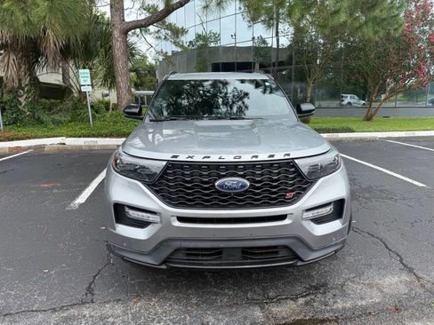 Used 2020 Ford Explorer ST w/ Premium Technology Package AWD/4WD image 3