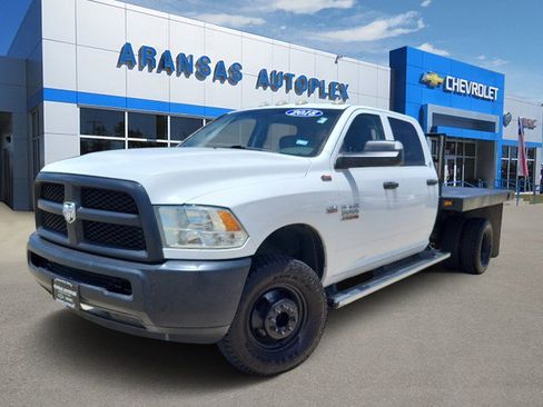 Used 2018 RAM 3500 Tradesman image 1