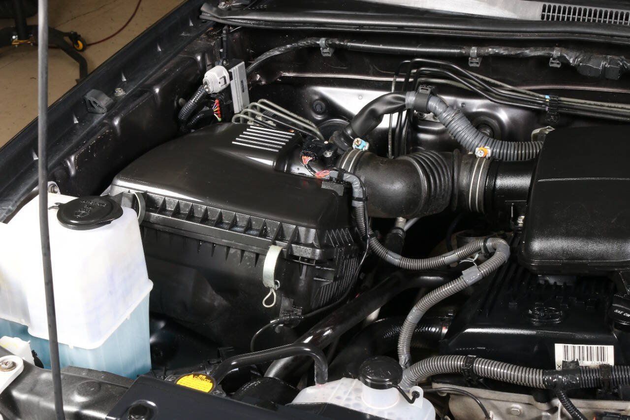 Used 2011 Toyota Tacoma 2WD Regular Cab image 12