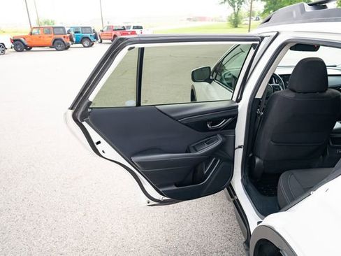 Used 2020 Subaru Outback Premium AWD/4WD image 14