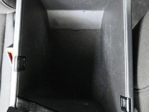 Used 2025 Hyundai Elantra SEL w/ Cargo Package image 36