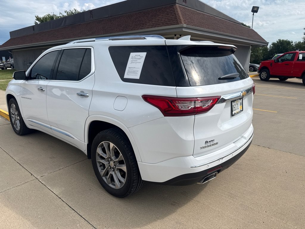 Used 2019 Chevrolet Traverse Premier w/ Driver Confidence II Package FWD image 5