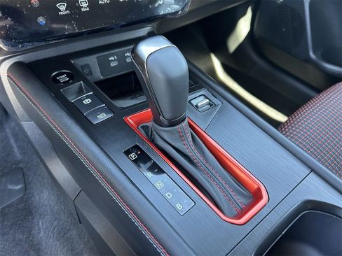 New 2025 Nissan Kicks SR image 30