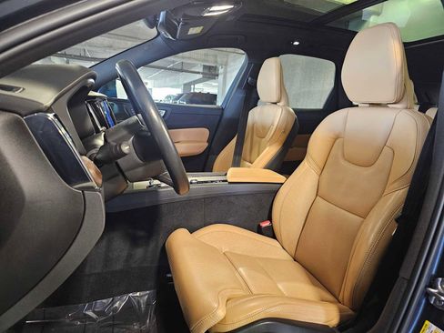 Used 2022 Volvo XC60 B5 Inscription w/ Advanced Package AWD/4WD image 27