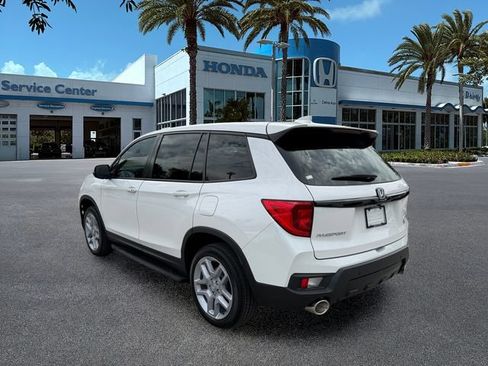 Used 2024 Honda Passport EX-L image 6
