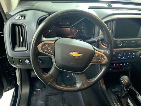 Used 2022 Chevrolet Colorado Z71 image 12