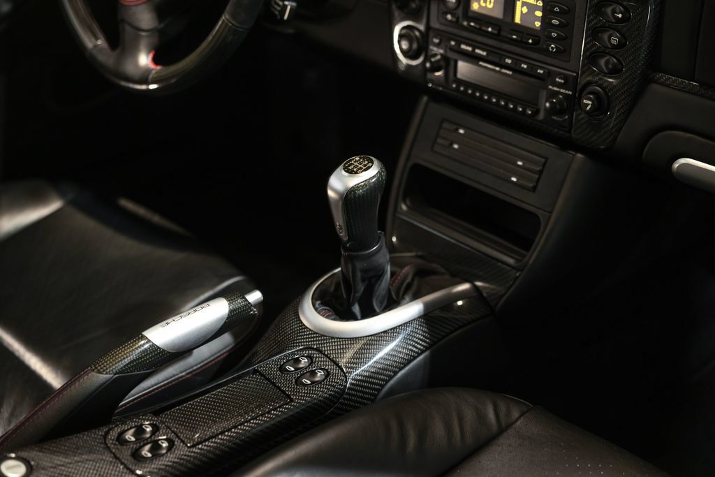 Used 2003 Porsche 911 GT2 RWD image 21
