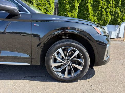 Used 2023 Audi Q5 2.0T Premium Plus w/ Premium Plus Package AWD/4WD image 13
