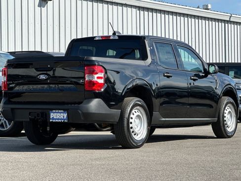 New 2025 Ford Maverick XL image 3