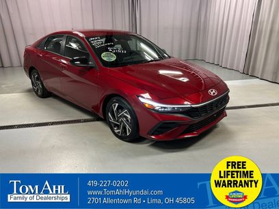 Used 2025 Hyundai Elantra SEL w/ Cargo Package