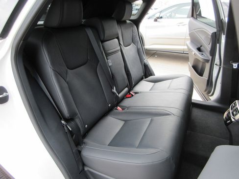 Used 2024 Lexus RX 350 w/ Technology Package image 19