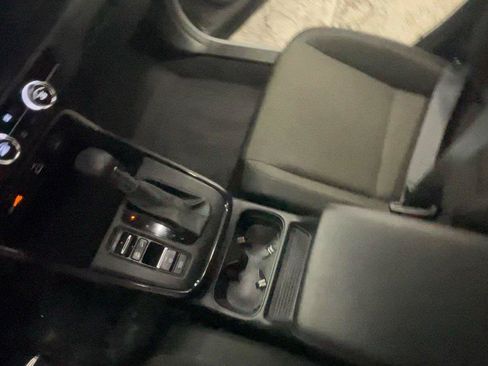 Used 2023 Honda CR-V LX image 39