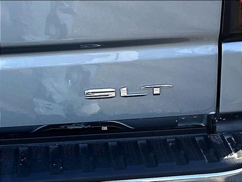 Used 2026 GMC Sierra 1500 SLT image 29