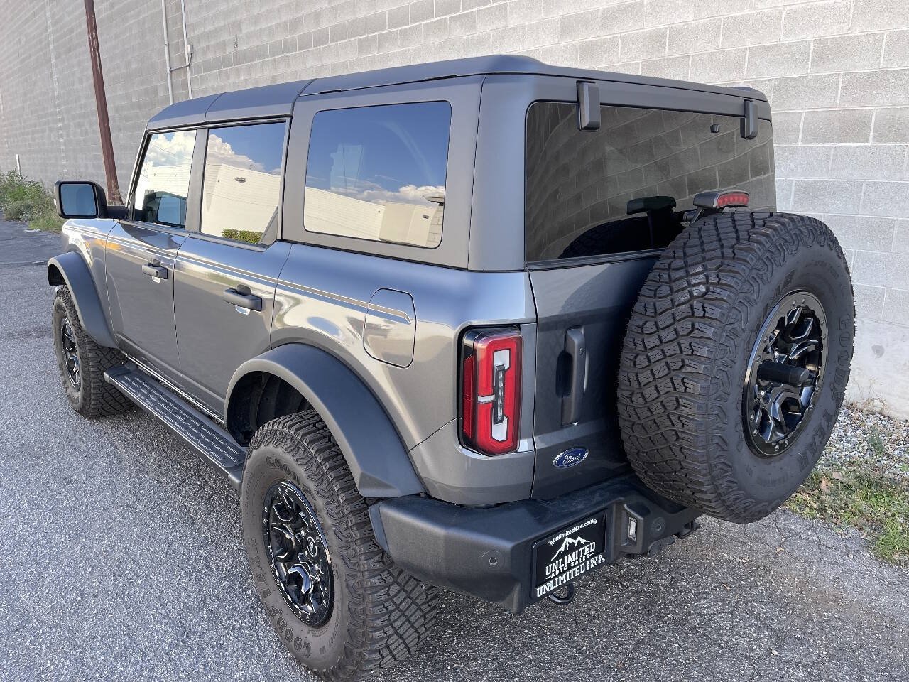 Used 2023 Ford Bronco Wildtrak AWD/4WD image 7