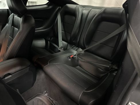 Used 2022 Ford Mustang GT Premium RWD image 36