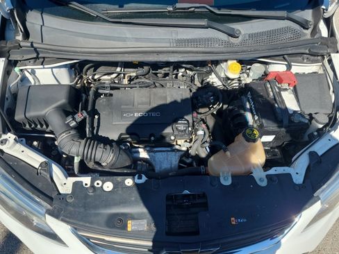 Used 2019 Chevrolet Sonic LT image 14