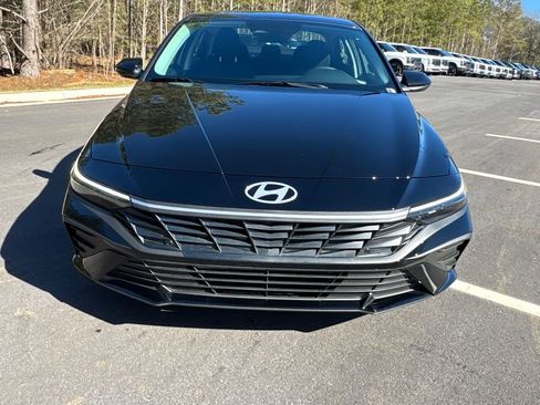 New 2026 Hyundai Elantra SE image 8