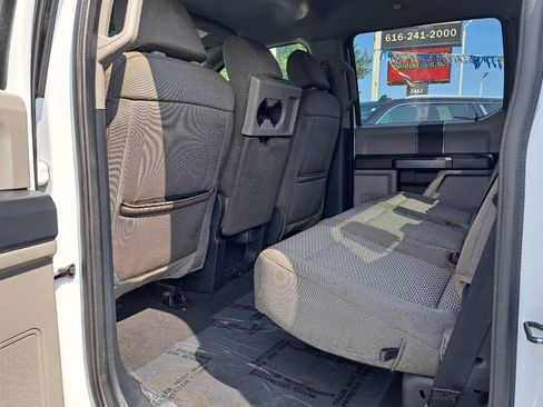Used 2022 Ford F250 XLT w/ FX4 Off-Road Package AWD/4WD image 11