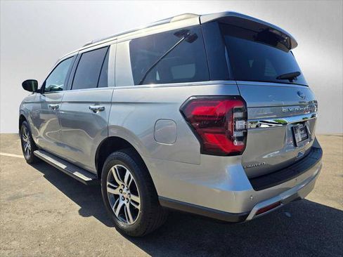 Used 2024 Ford Expedition Limited RWD image 5
