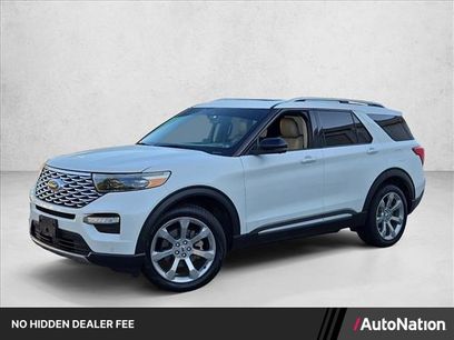 Certified 2020 Ford Explorer Platinum w/ Premium Technology Package