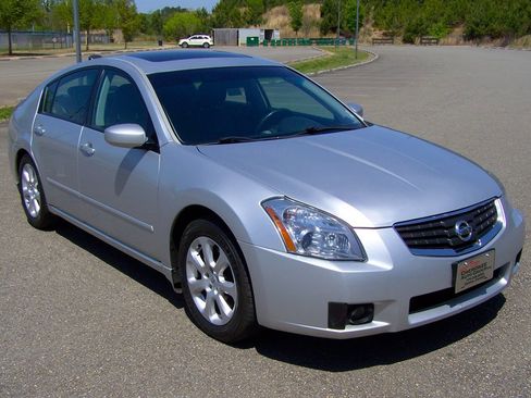 Used 2008 Nissan Maxima 3.5 SL w/ Platinum Edition Pkg image 3