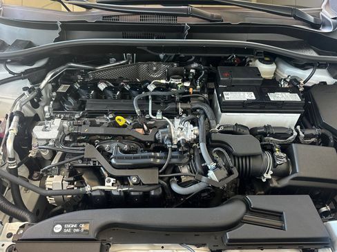Used 2025 Toyota Corolla Cross L FWD image 34