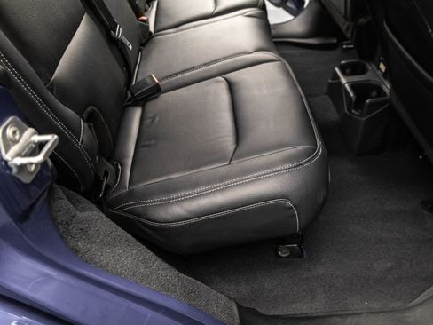 Used 2020 Jeep Wrangler Unlimited Sahara w/ Uconnect 4C Nav & Sound Group AWD/4WD image 36