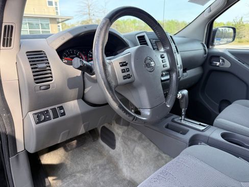 Used 2018 Nissan Frontier SV w/ Value Truck Package image 22