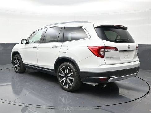 Used 2022 Honda Pilot Touring image 3