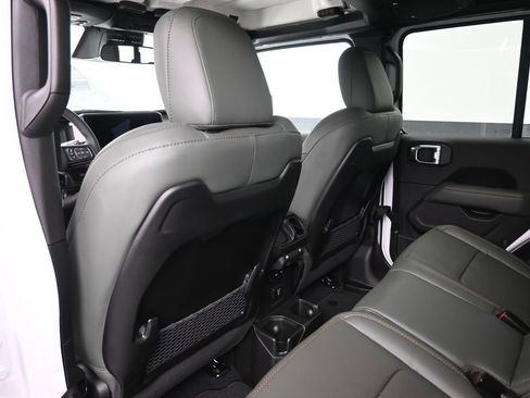 New 2026 Jeep Gladiator Mojave AWD/4WD image 2
