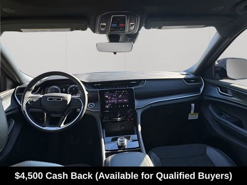 New 2025 Jeep Grand Cherokee L Altitude RWD image 26