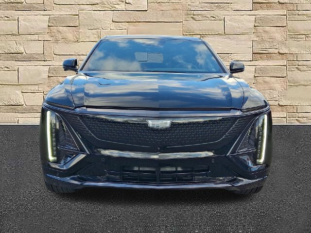 Certified 2026 Cadillac Lyriq Sport AWD/4WD image 5