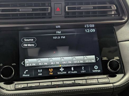 Used 2024 Nissan Z NISMO w/ Floor Mat Package image 20