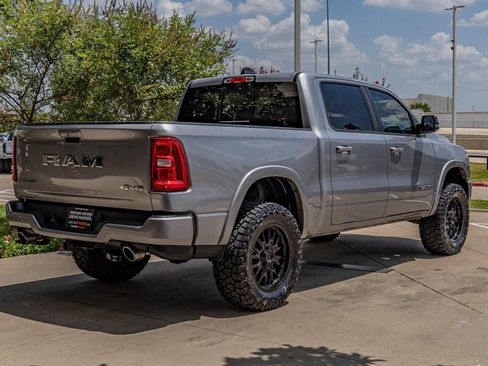 Used 2025 RAM 1500 Laramie w/ Sport Appearance Package AWD/4WD image 6