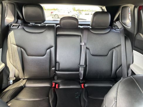 Used 2025 Jeep Compass Limited AWD/4WD image 39
