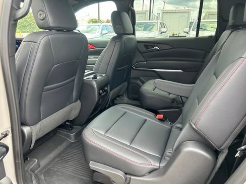 New 2026 Chevrolet Traverse Z71 w/ Driver Confidence Package AWD/4WD image 30